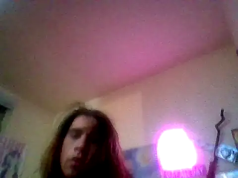 DanielleRavyyn Show in webcam