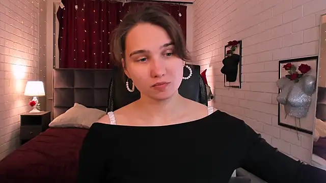 TessaMill Chat XXX live