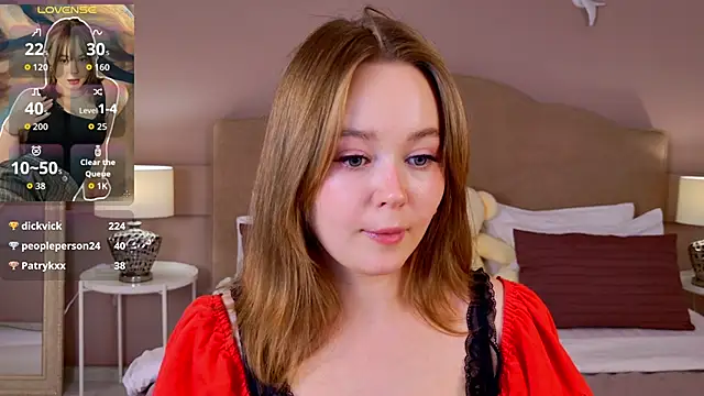 ElaraVance élő XXX-chatje