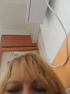 Kazsandraa 라이브 XXX 채팅