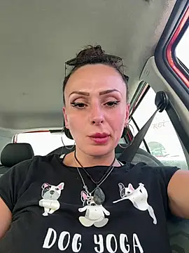 Caramellaa's Live XXX Chat