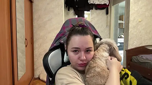 Chat +18 de LeslySerna ao vivo