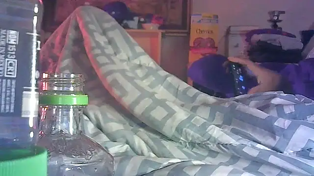 GUAPAN3S3_FIR3 Show in webcam