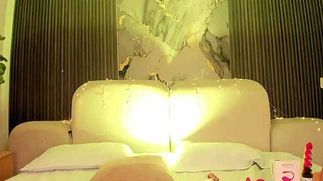 JazminRusso_ Live XXX-chat