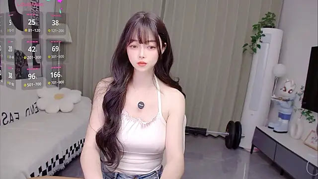 uikyy1 网络视讯表演