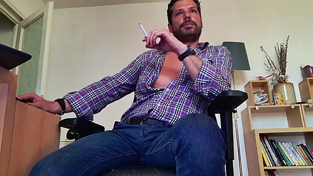 ChrisKox Adlı Modelin Canlı XXX Sohbeti