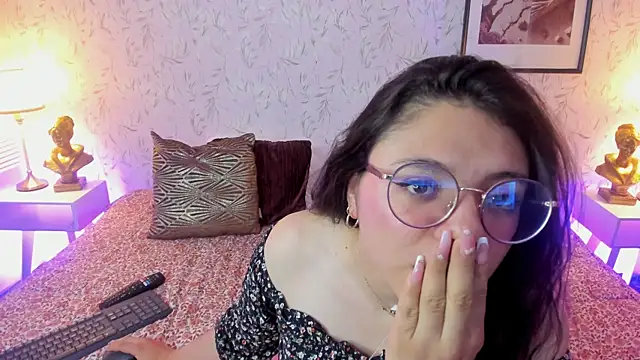 Chat XXX ao vivo de Angelie_Rosebrm