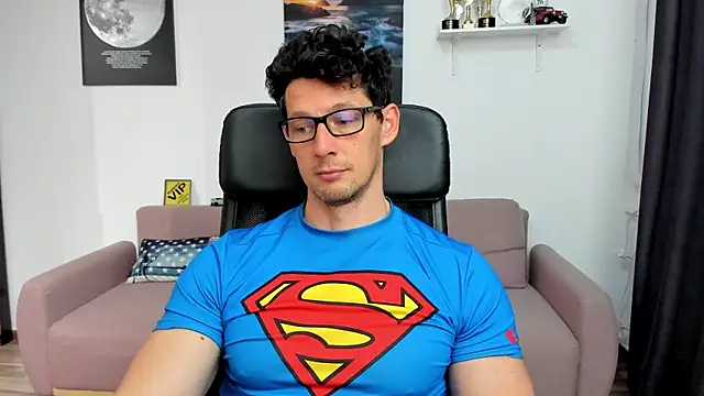 BrutusK08's Live XXX Chat