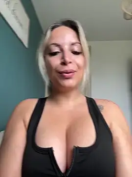 AnissaHale Adlı Modelin Web Kamerası  Şovu