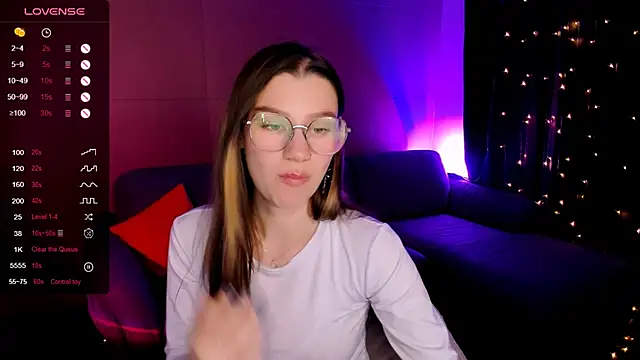 LinaBlossom_'s Live XXX Chat