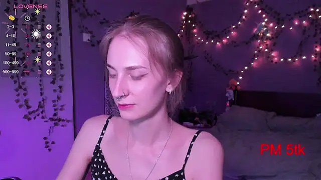 แชท XXX สดของ Crystal1nn
