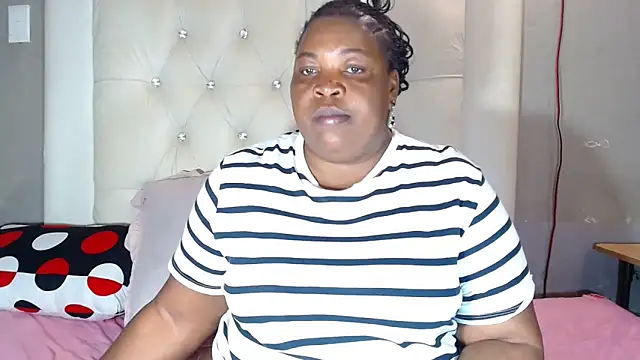 omalicha98 Live XXX-Chat