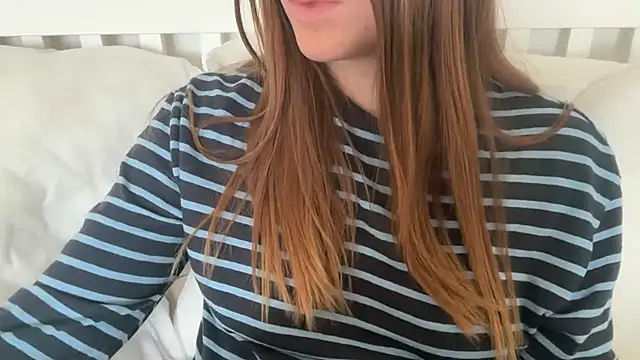 Chat XXX ao vivo de Lucyschickt