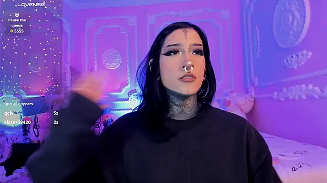 Kat_VonDe ওয়েবক্যাম শো