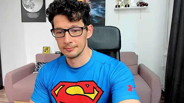 BrutusK08's Live XXX Chat
