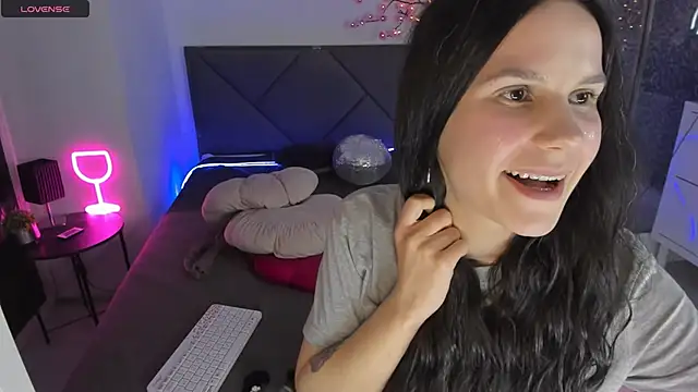 CassieEvans 라이브 XXX 채팅