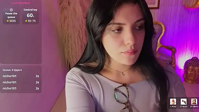 caroline_1s 即時 XXX 聊天