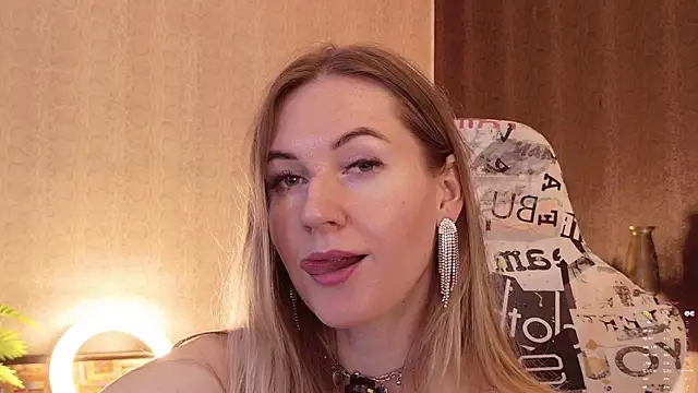 Hello_Lisha Chat XXX live