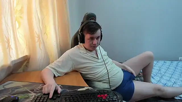 Show modela iliaskrislove na web-kameri
