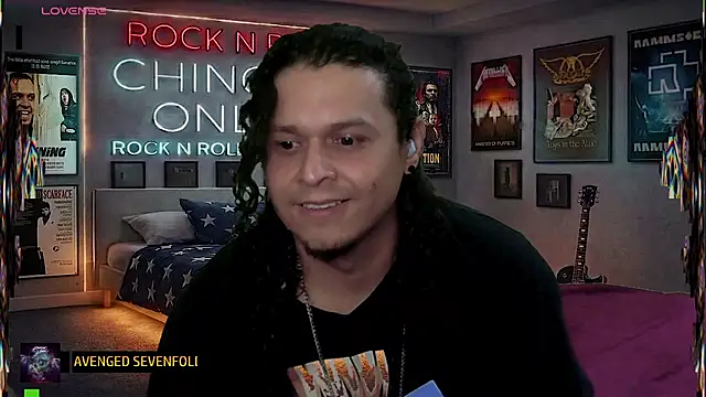 chino_roz Show Webcam