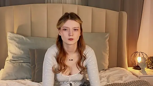 AlyssFrost: вебкам-шоу