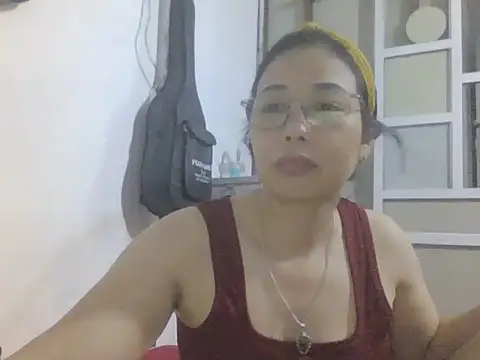 Hachi077 Show Webcam