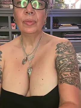 dieseldame1313's Live XXX Chat