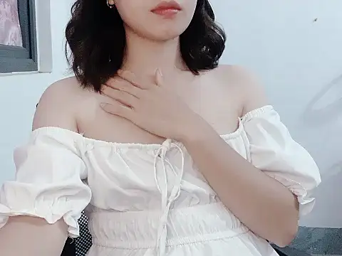 Miumiu028 网络视讯表演