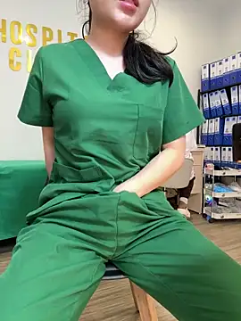 secretly_masturbating Show Webcam