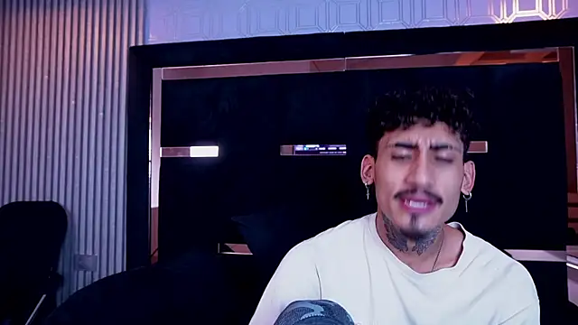 Dark_Eros_ Live XXX-chat
