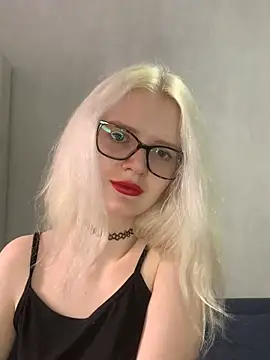 Kwinzel's Live XXX Chat