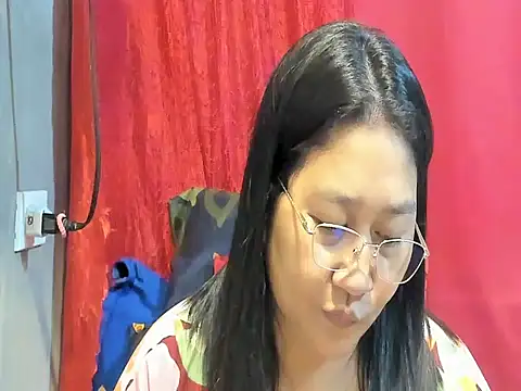 CHUBBY_ANGEL09's Webcam Show
