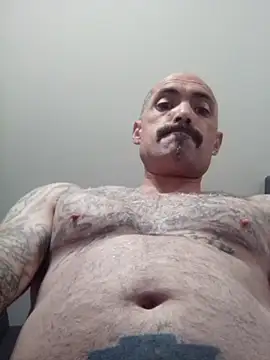 wesstfine Show in webcam