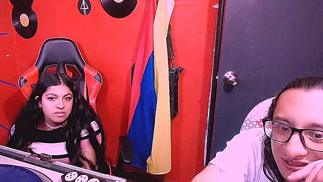 Loversonfire78 – webcam-show