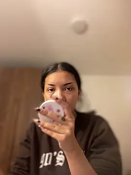 baby_lizy élő XXX-chatje