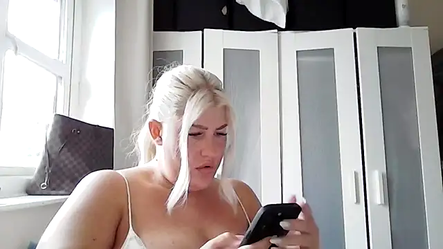 Lexi_Laura Live XXX Chat