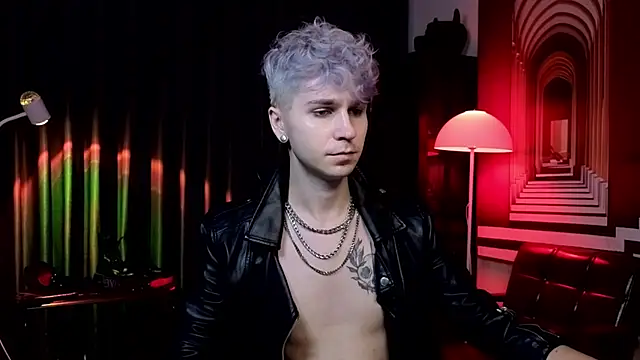 Show modela Joseph__Quinn na web-kameri