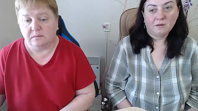 Show modela Lindy-Jeanie na web-kameri