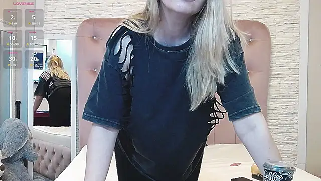 MellanieBliss – Naživo XXX chat