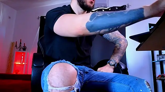 Chat +18 de MightyAaron66 ao vivo