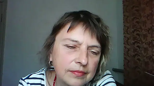 Show modela ElizabethGorden na web-kameri