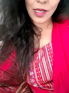 Mansi_-Sharma élő XXX-chatje