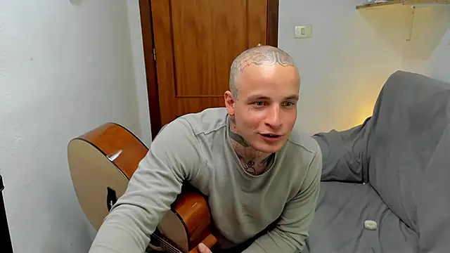 Webkamerová show layneinchains