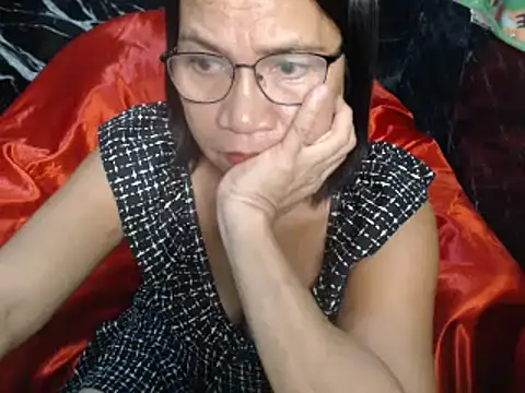 โชว์เว็บแคมของ ASIANDOLLY4U69