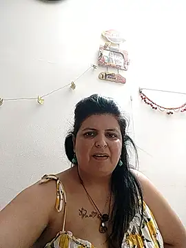 Jann_Riya333's Webcam Show