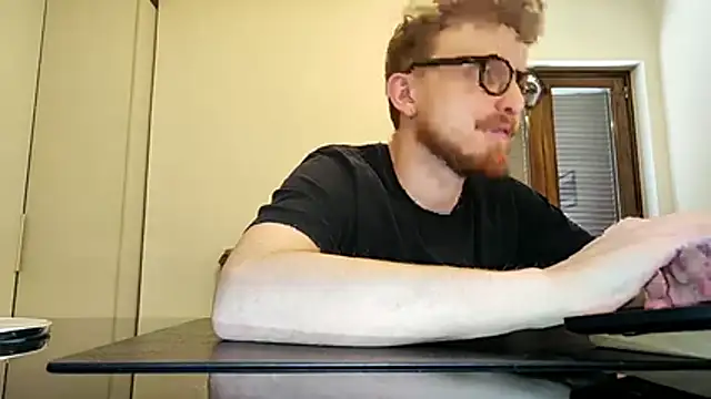 Red_dragon94 Webcam Show