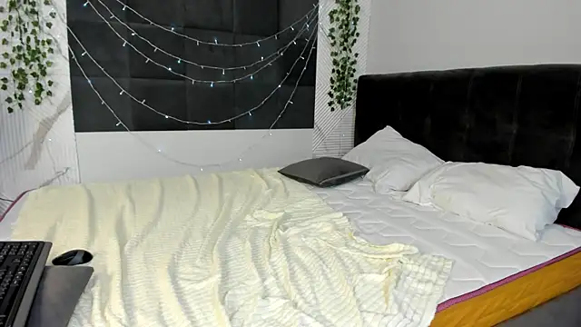 Jena_Mi1ler 라이브 XXX 채팅