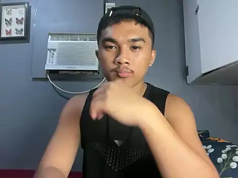 pinoyAdrianneXXX 网络视讯表演
