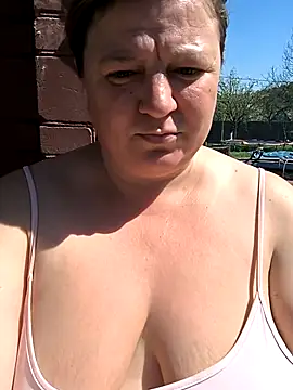 jusichka's Live XXX Chat