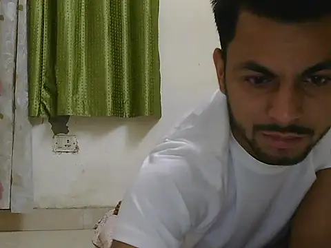 Вебкам-шоу Stubborndesiboy